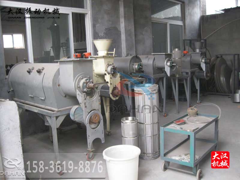 <a href='http://m.ping2world.cn/list_1_1.html' target='_blank'><u>Y</u></a>ۙC